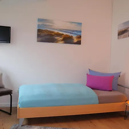 別荘 De Luettje Moeoev ドルム・ノイフェルト