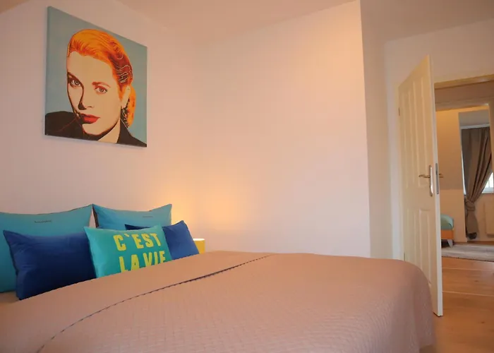 De Luettje Moeoev بيت للعطل *