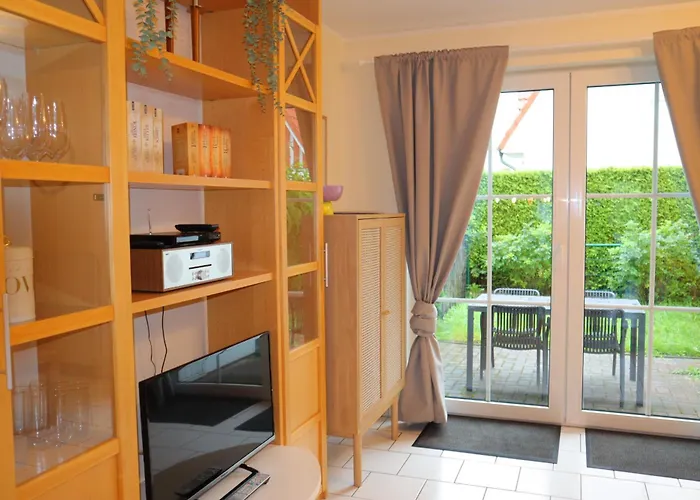 De Luettje Moeoev دورم نيوفيلد